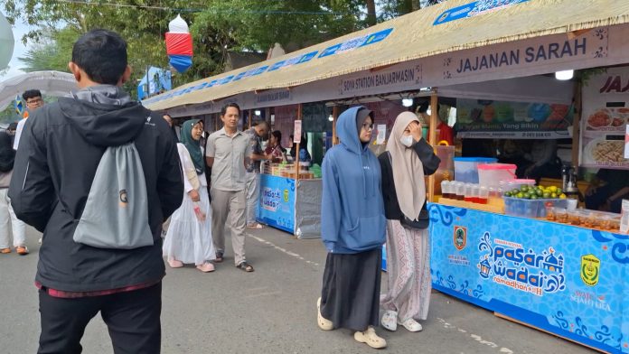 Wali Kota Banjarmasin Soroti Sampah di Pasar Wadai Ramadan, Minta Penataan dan Pengelolaan Lebih Maksimal