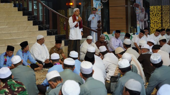 Wali Kota Banjarmasin Muhammad Yamin HR Buka Puasa Bersama 3 Pilar Kelurahan, Perkuat Sinergi Satlinmas, Babinsa dan Bhabinkamtibmas