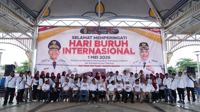 May Day 2026 di Banjarmasin: Diguyur Hujan, Ribuan Buruh Suarakan Kolaborasi dan Kesejahteraan