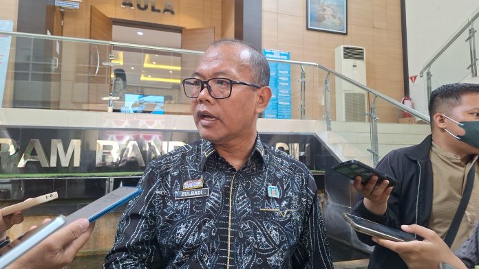 PAM Bandarmasih Putus Sambungan Satu Pelanggan Di Kelurahan Alalak yang Jual Air Bersih